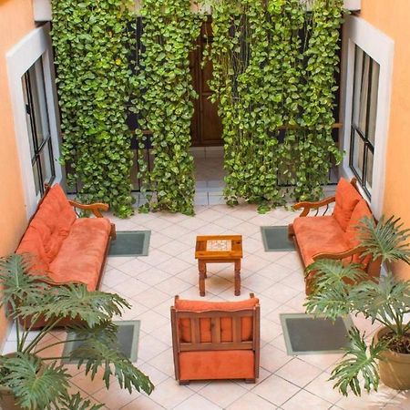 Hotel Oaxaca Dorado, Oaxaca Екстериор снимка