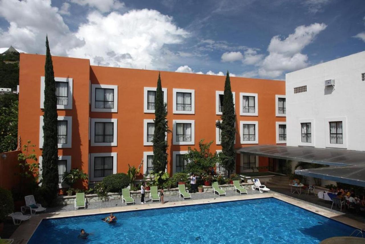 Hotel Oaxaca Dorado, Oaxaca Екстериор снимка