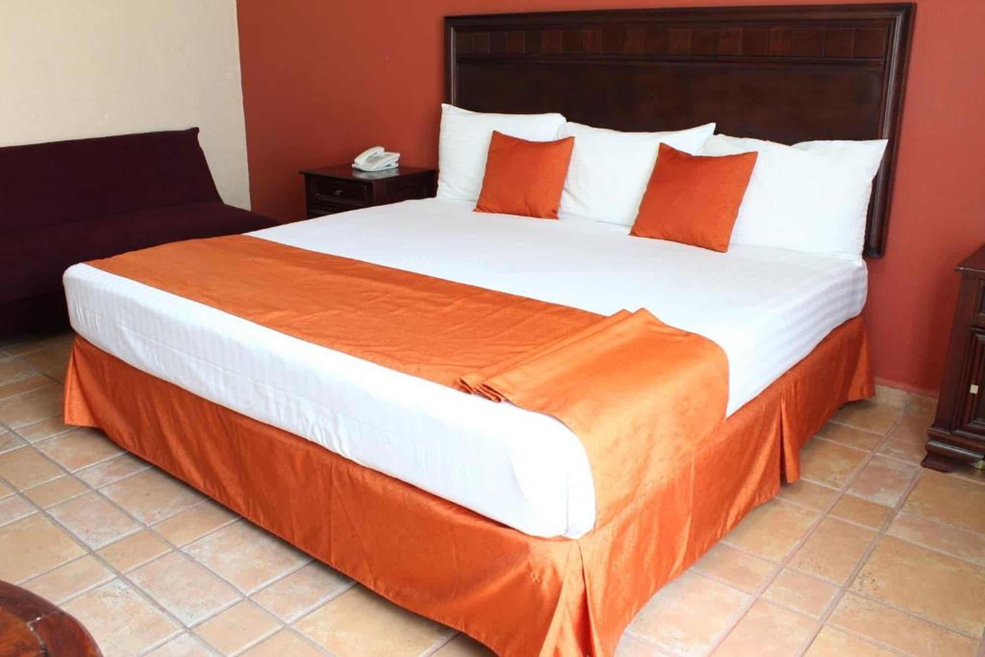 Hotel Oaxaca Dorado, Oaxaca Екстериор снимка