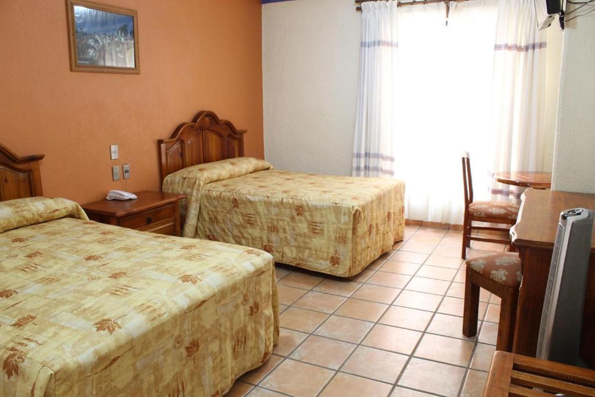 Hotel Oaxaca Dorado, Oaxaca Екстериор снимка