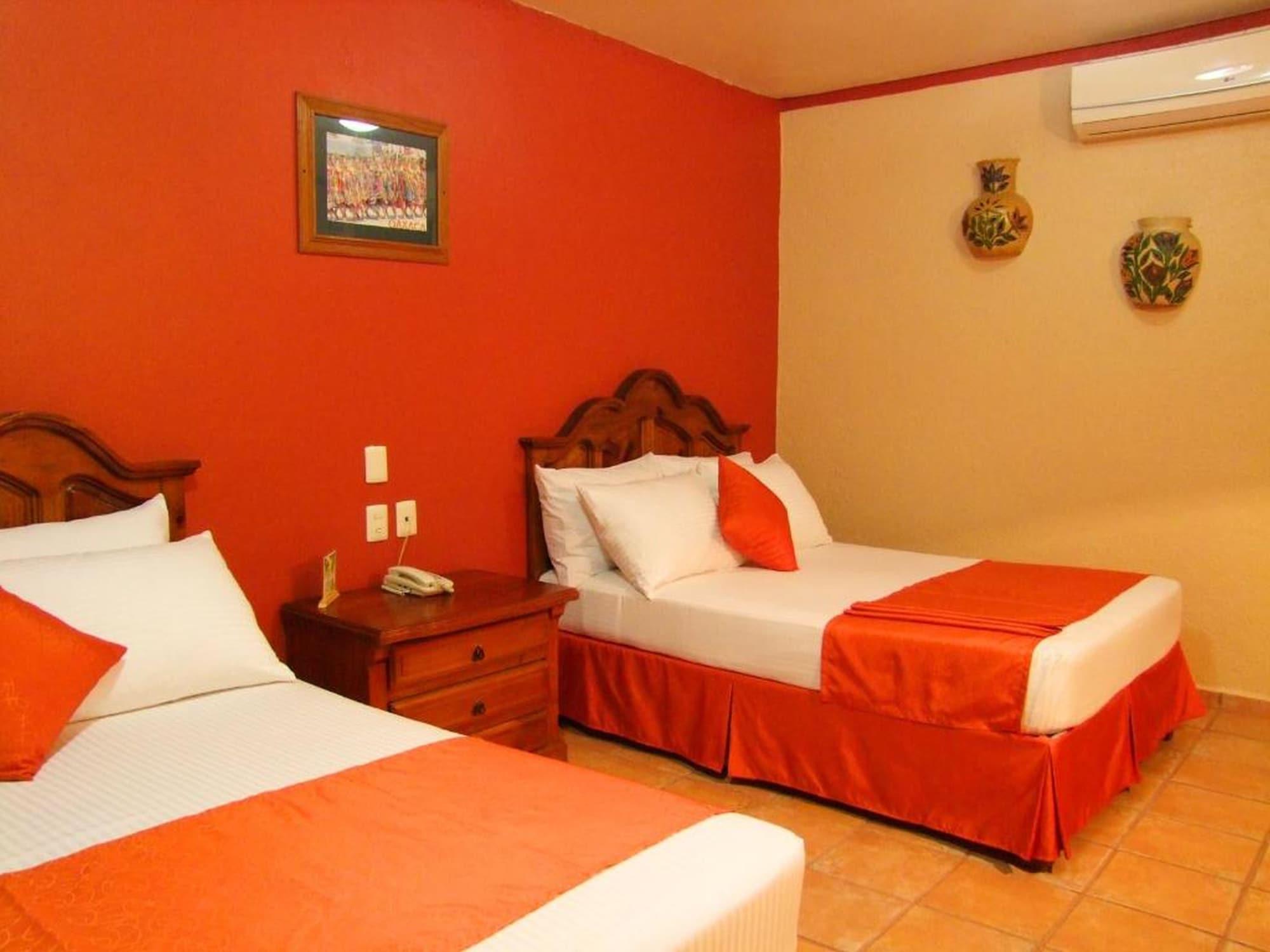 Hotel Oaxaca Dorado, Oaxaca Екстериор снимка