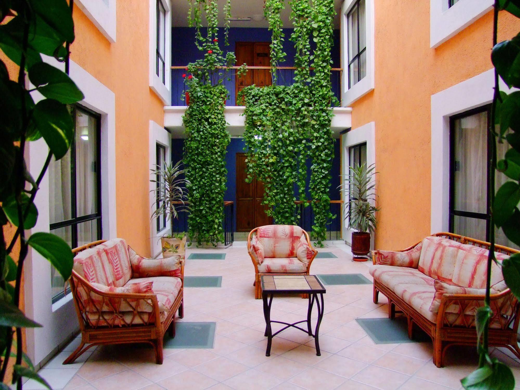 Hotel Oaxaca Dorado, Oaxaca Екстериор снимка