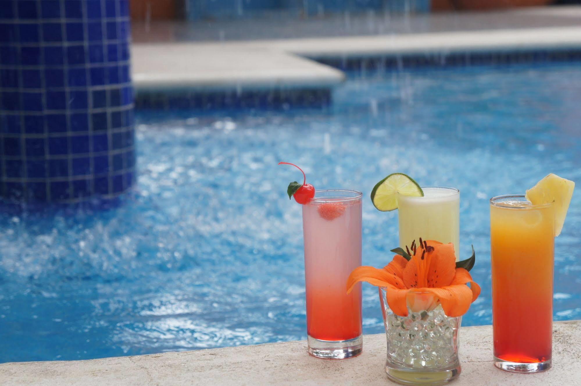 Hotel Oaxaca Dorado, Oaxaca Екстериор снимка